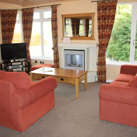 Holiday home Barton Lodge, *